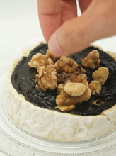 Upload image to gallery, Black Garlic Cream
